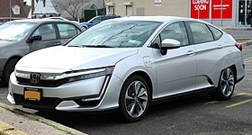 2018 Honda Clarity Touring Plug-in Hybrid 1.5L front 4.18.19.jpg